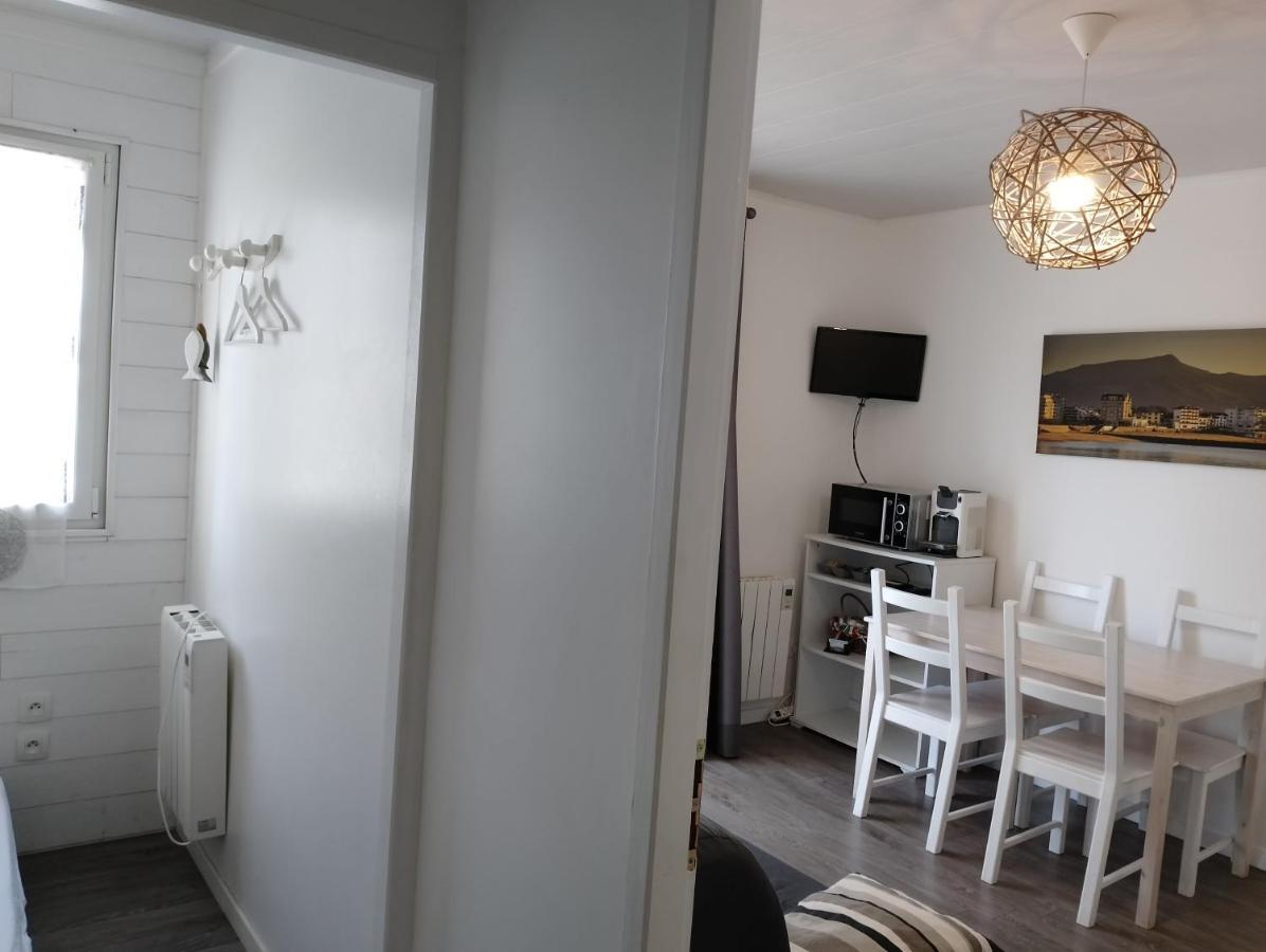 Sagardi Zolan Hotel Сен Жан дьо Луз Екстериор снимка